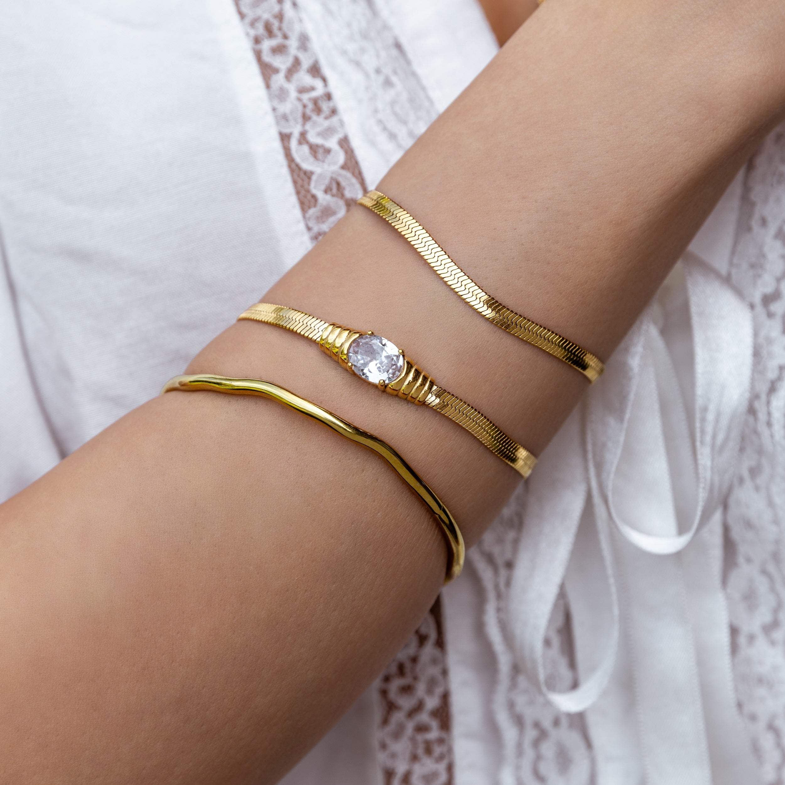 VIENNA Bangle